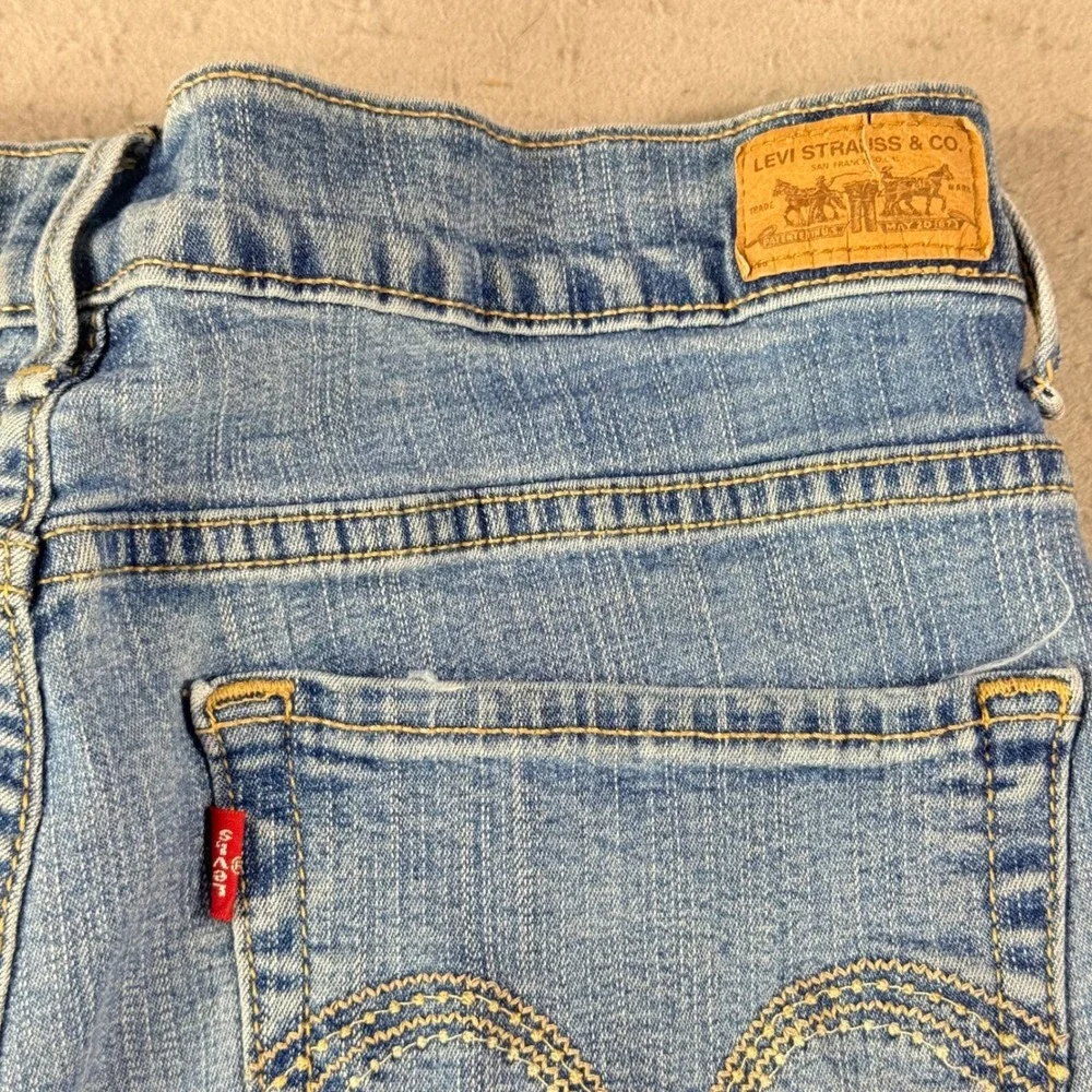 Levis 512 Perfectly Slimming Capri Jeans Men Light Wash Blue Denim Size 14 34x18